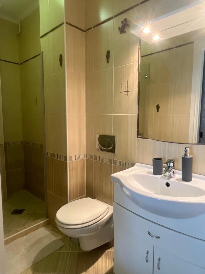 Casa Di Bianca - Koezvetlen Vizparti Nyaralo Apartment Siófok Exterior foto