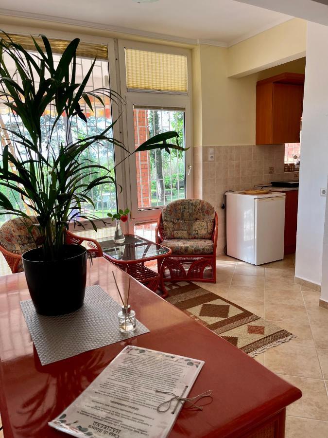 Casa Di Bianca - Koezvetlen Vizparti Nyaralo Apartment Siófok Exterior foto