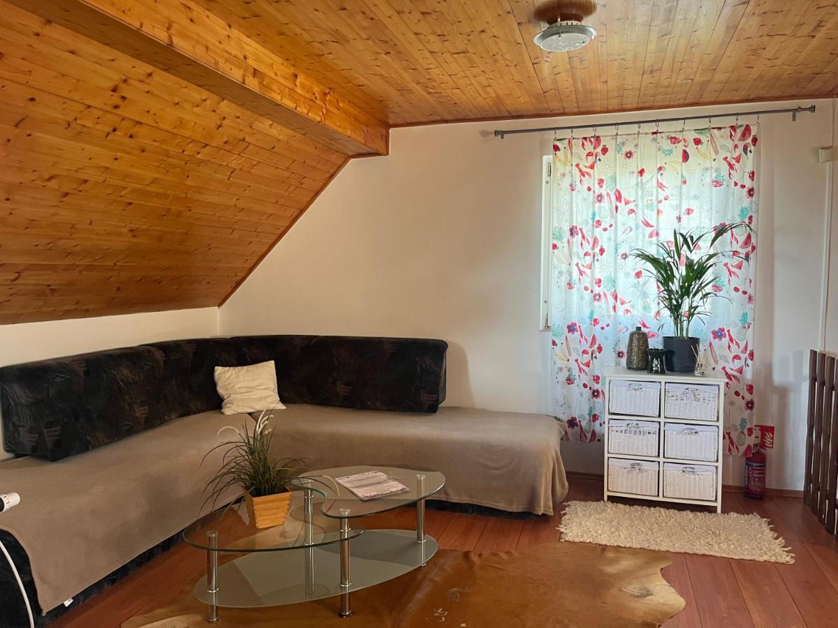 Casa Di Bianca - Koezvetlen Vizparti Nyaralo Apartment Siófok Exterior foto