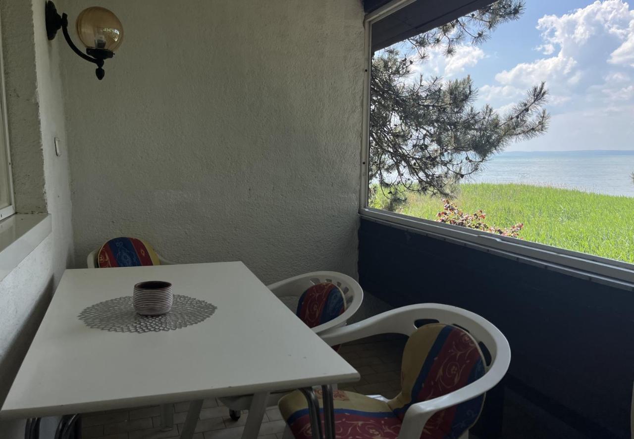 Casa Di Bianca - Koezvetlen Vizparti Nyaralo Apartment Siófok Exterior foto