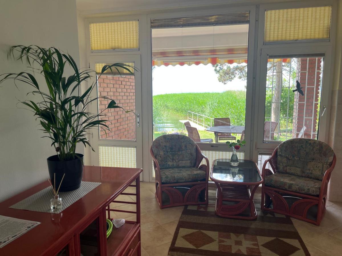 Casa Di Bianca - Koezvetlen Vizparti Nyaralo Apartment Siófok Exterior foto